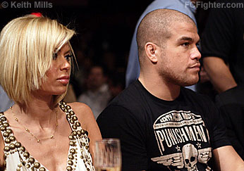 CFFC 3 (Jan 19, 2007): Jenna Jameson and boyfriend Tito Ortiz watch the fights - Photo by Keith Mills