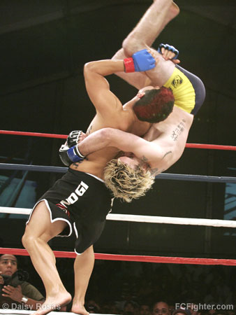 Chris Davis (airborne) vs. Daniel Vasquez.