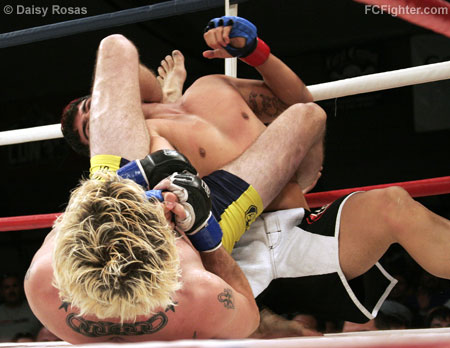 Chris Davis (airborne) vs. Daniel Vasquez.