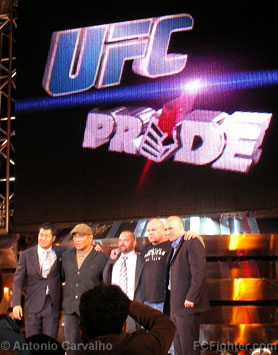 Nobuhiko Takada, Kazuyuki Fujita, Lorenzo Fertitta, Jeff Monson & Dana White - Photo by Antonio Carvalho