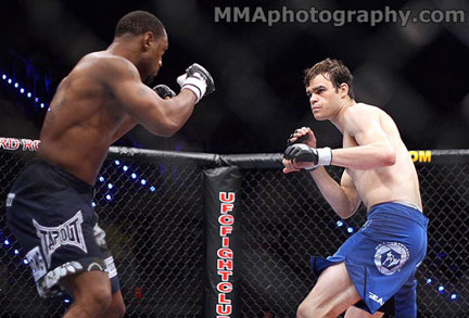UFC Ultimate Fight Night (June 12, 2007): Tamdan McCrory (right) vs. Pete Spratt - Photo by Zack Lynch (MMAphotography.com)