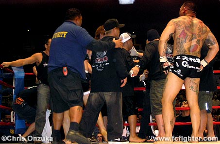 Post-fight Melee in the ring after Sauer/Inoue is stopped by the ref